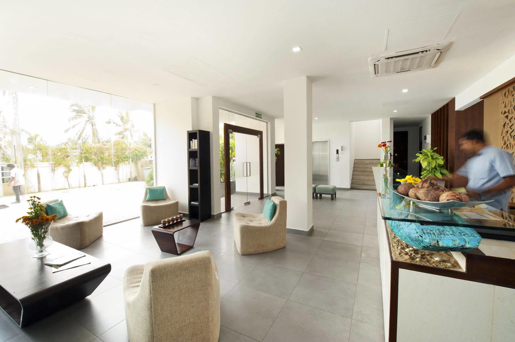 The Beach Apartments Negombo Exterior foto