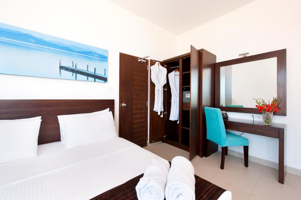 The Beach Apartments Negombo Exterior foto